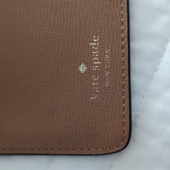 Kate Spade Tan Wallet - Picture 3 of 10